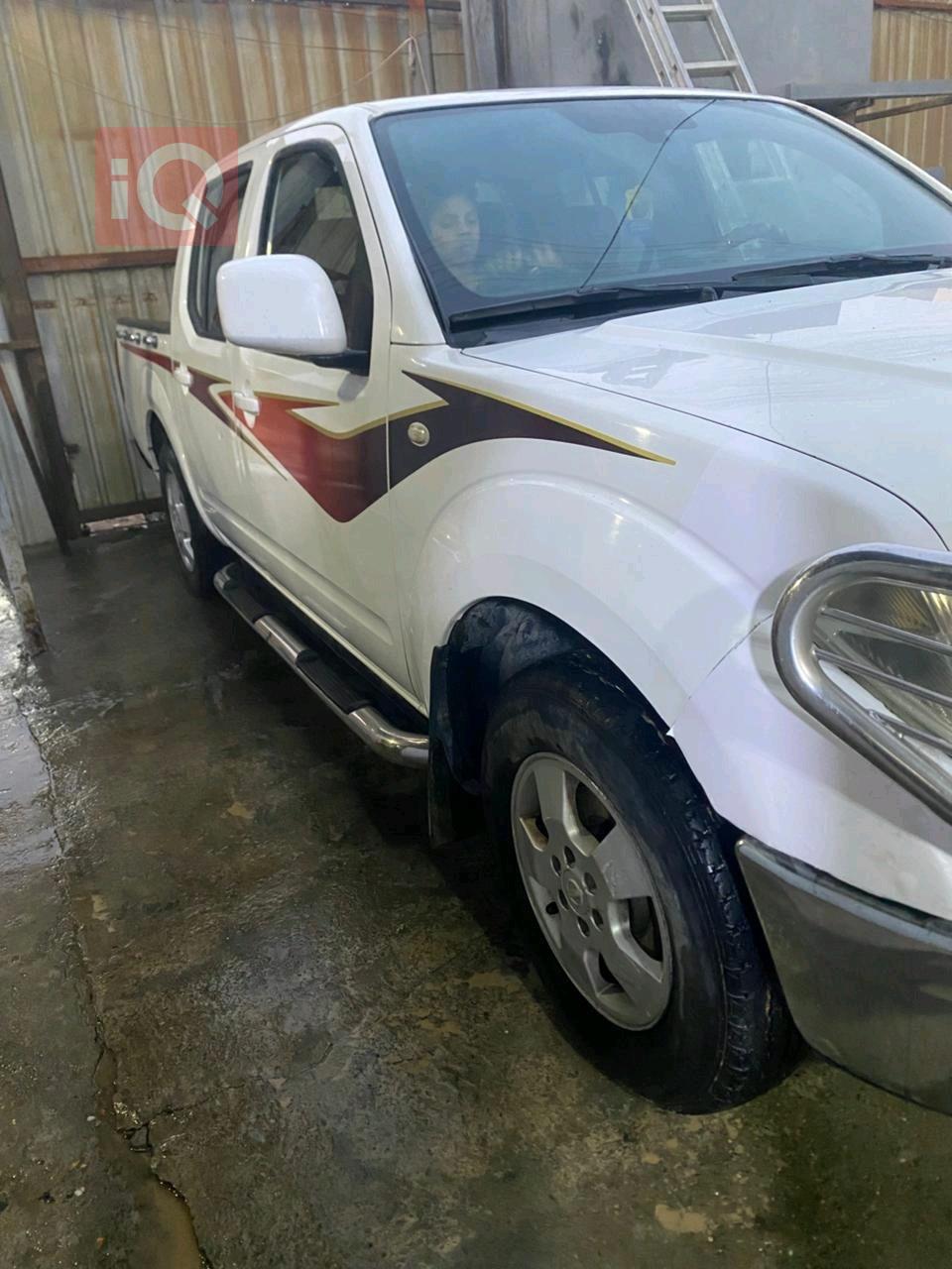 نيسان نافارا